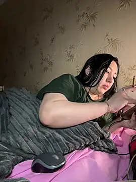 Naughtbaby_2025 webcam