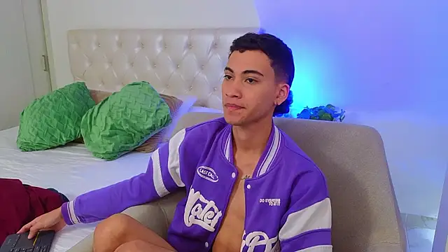 yulian_vasquez webcam