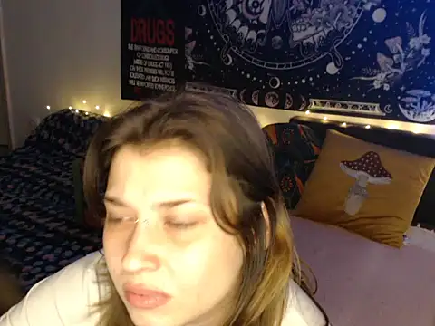 AlienforTwenty webcam