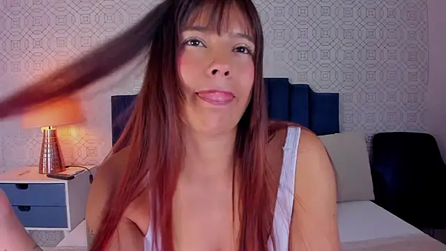 miasanders2025 - MiaSanders2025's free webcam - UK Sex Cams