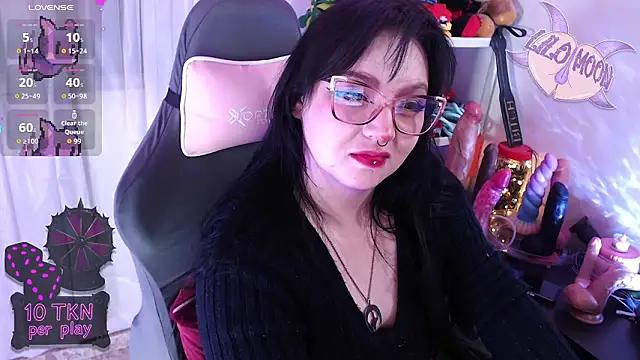 LiloMoon69 webcam