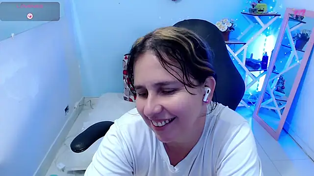 victoria_jones - Victoria_jones's free webcam