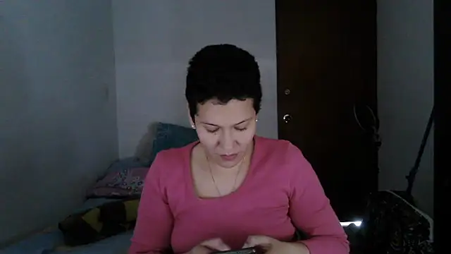 luxandracon23 (G young) - MAKE SQUIRT ALL OVER YOUR FACE