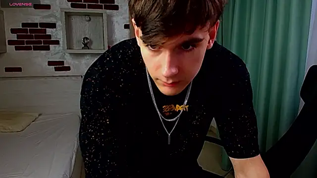 bradyflint (M twink) - CUM SHOW !!!