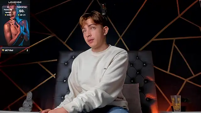 Lian_Miller1_ webcam