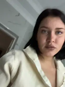 kikiwatson (F young) - Take off my pants 😍