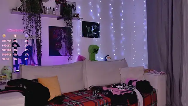 lollyshy (F teen) - Play with pussy