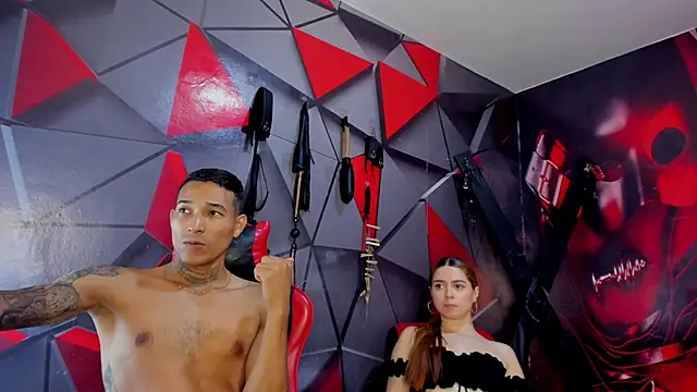 Hana_and_Zeta webcam