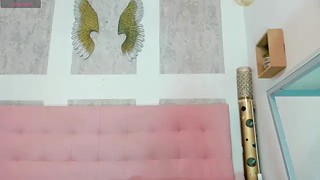 Cloeandtyfanny webcam