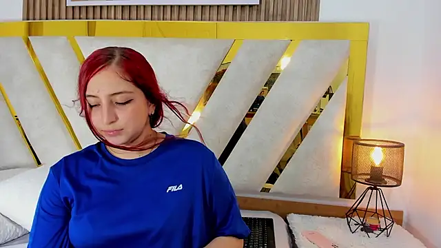 Violet_Tender_ webcam