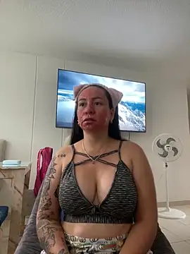 healinghoney - HealingHoney's free webcam