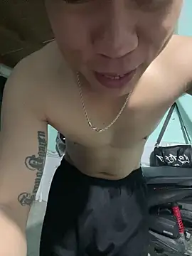 trongxx11 - Trongxx11's free webcam - UK Sex Cams