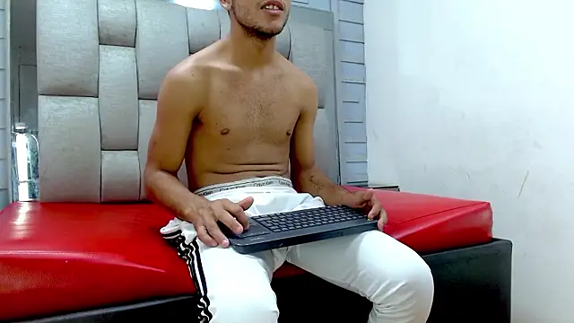 william_lewis - William_Lewis's free webcam - UK Sex Cams