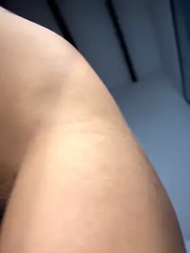 CherrySmirkXXX webcam