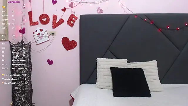 pamela_echeverria webcam