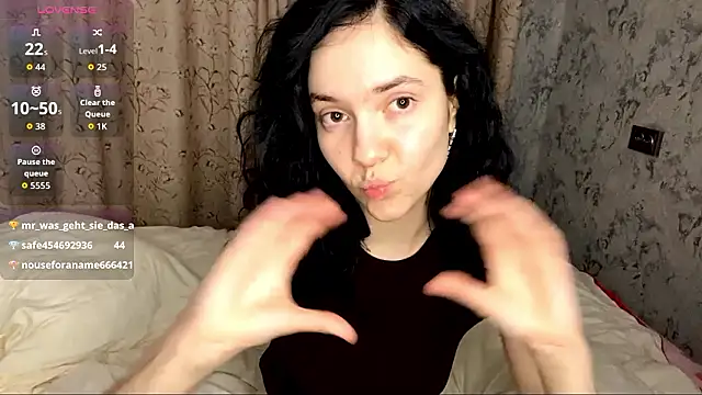 LorrieWilcinski webcam