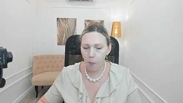 ninastarle (F milf) - see the ocean