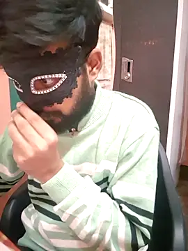 soniriyaa010101 (Ask my age) - BUY A NEW PHONE 📱🙂‍↔️💭