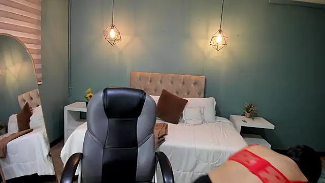 Miss_Cataleya__ webcam