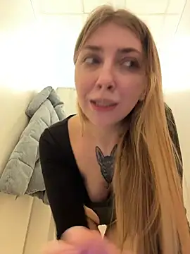 Sunny___Bunny webcam