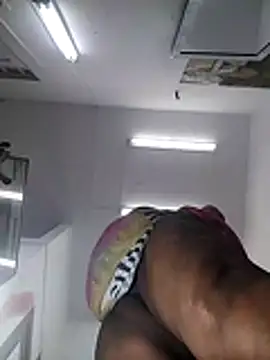 Exoticbigmandy webcam