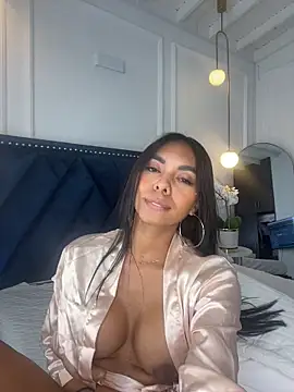 LuckyGoddessXXX webcam