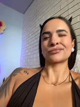 im_fernanda - Im_Fernanda's free webcam - UK Sex Cams