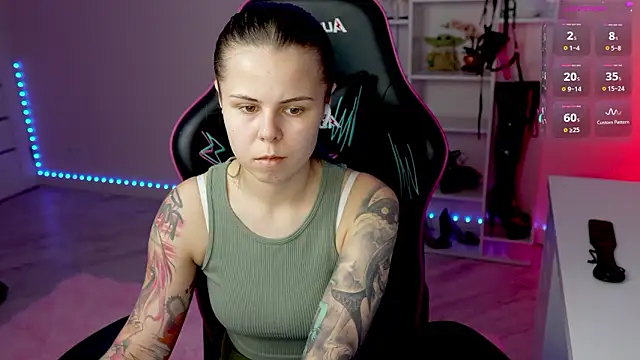 queenalicex (F young) - Worship me with your wallet