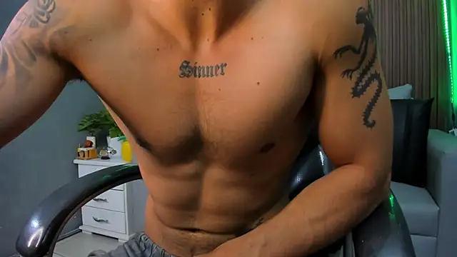 Leo_santoro webcam