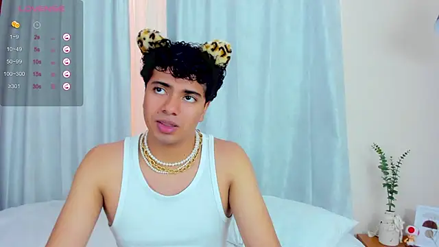 cherry_blossom77 webcam