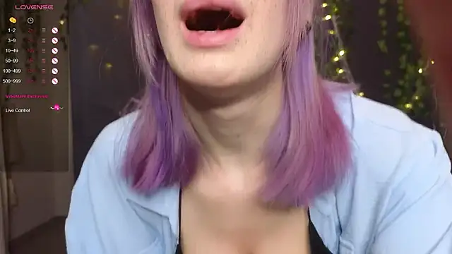 christy_memeow webcam