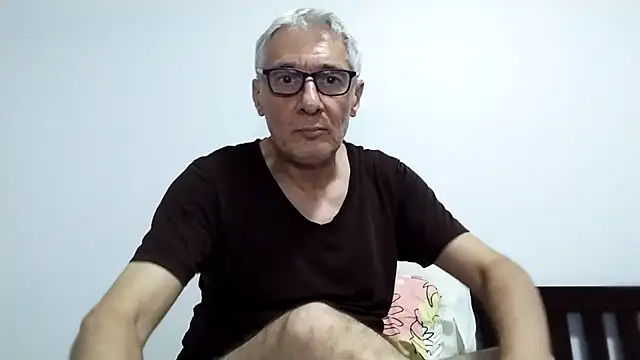 BIGUNCUTHARDCOCK webcam