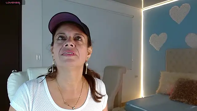 channelsmith_55 webcam