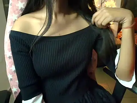 CUTE_princess_143 webcam