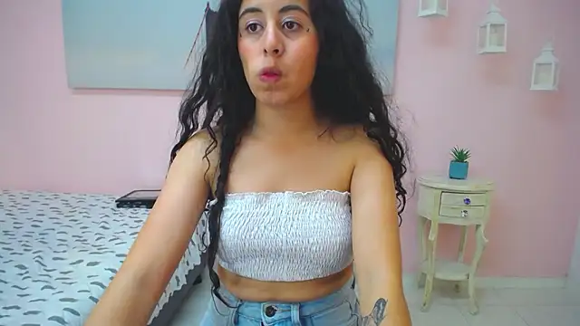 scarlett_clyde webcam