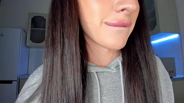 kim_oberlin_ - Kim_Oberlin_'s free webcam - UK Sex Cams