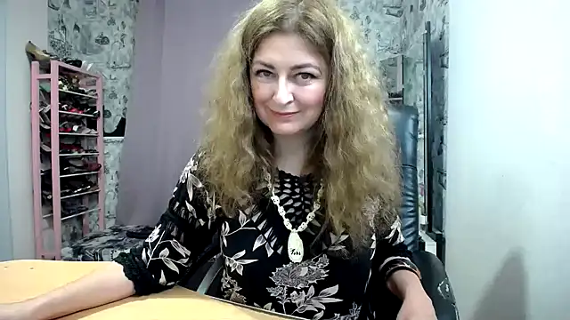 Helen1974 webcam