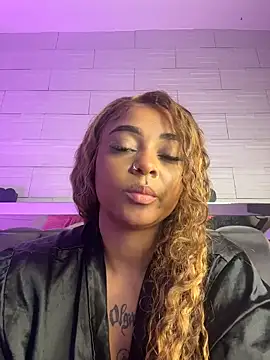 Webcam Model (pamela_west)  is live.Free join now!