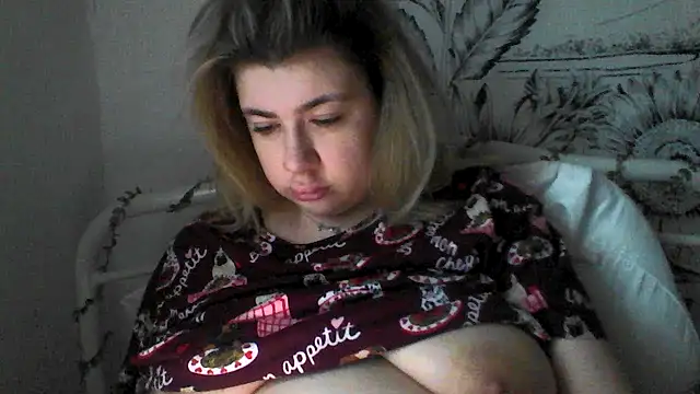 camilacherryx - CamilaCherryX's free webcam