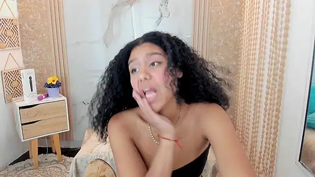 ariavega - AriaVega's free webcam