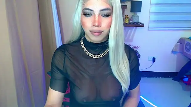 UrGoddessJuliax webcam