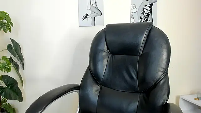 Victoria_Rosee webcam