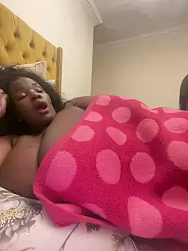 Webcam Model (xXXSexyamazon)  is live.Free join now!