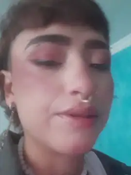 AlexxaAndRileyy webcam