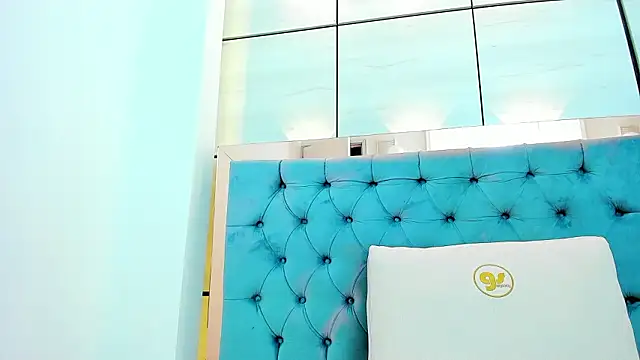 pocahontas_pow webcam