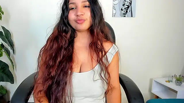 Victoria_Rosee webcam