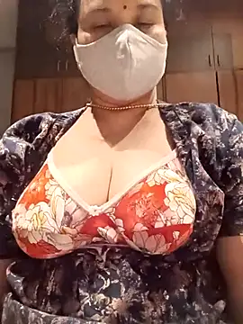 Webcam Model (Tamil_Sivani)  is live.Free join now!