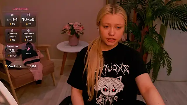 Millie_Vanillies webcam