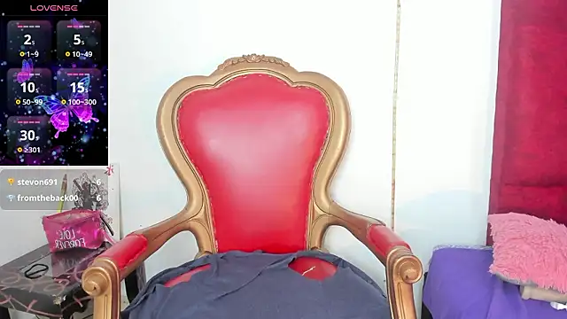 NaughtyAmeliaThompson69