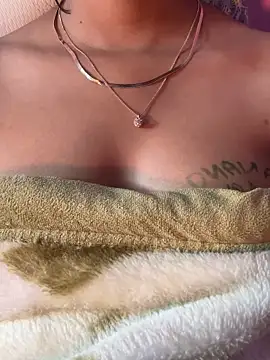 neha18 (F teen) - Name on nude boobs last tipper